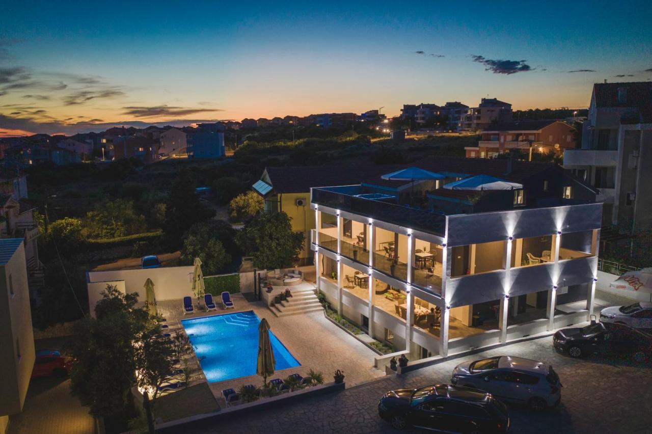Villa Royal Новаля Екстер'єр фото